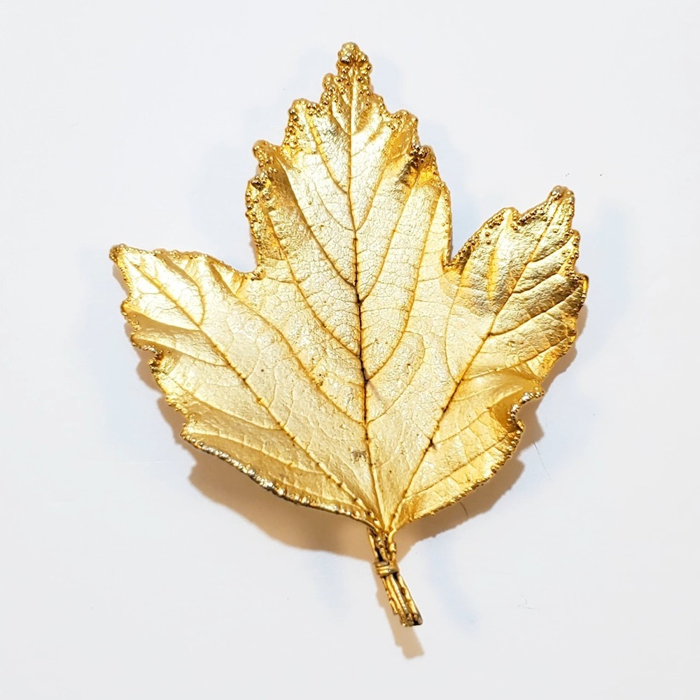 Vintage Large Statement Gold Tone Maple Leaf Brooch Pin Jewelry